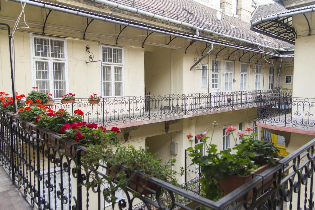 Real Apartments Museum Budapest Exterior photo